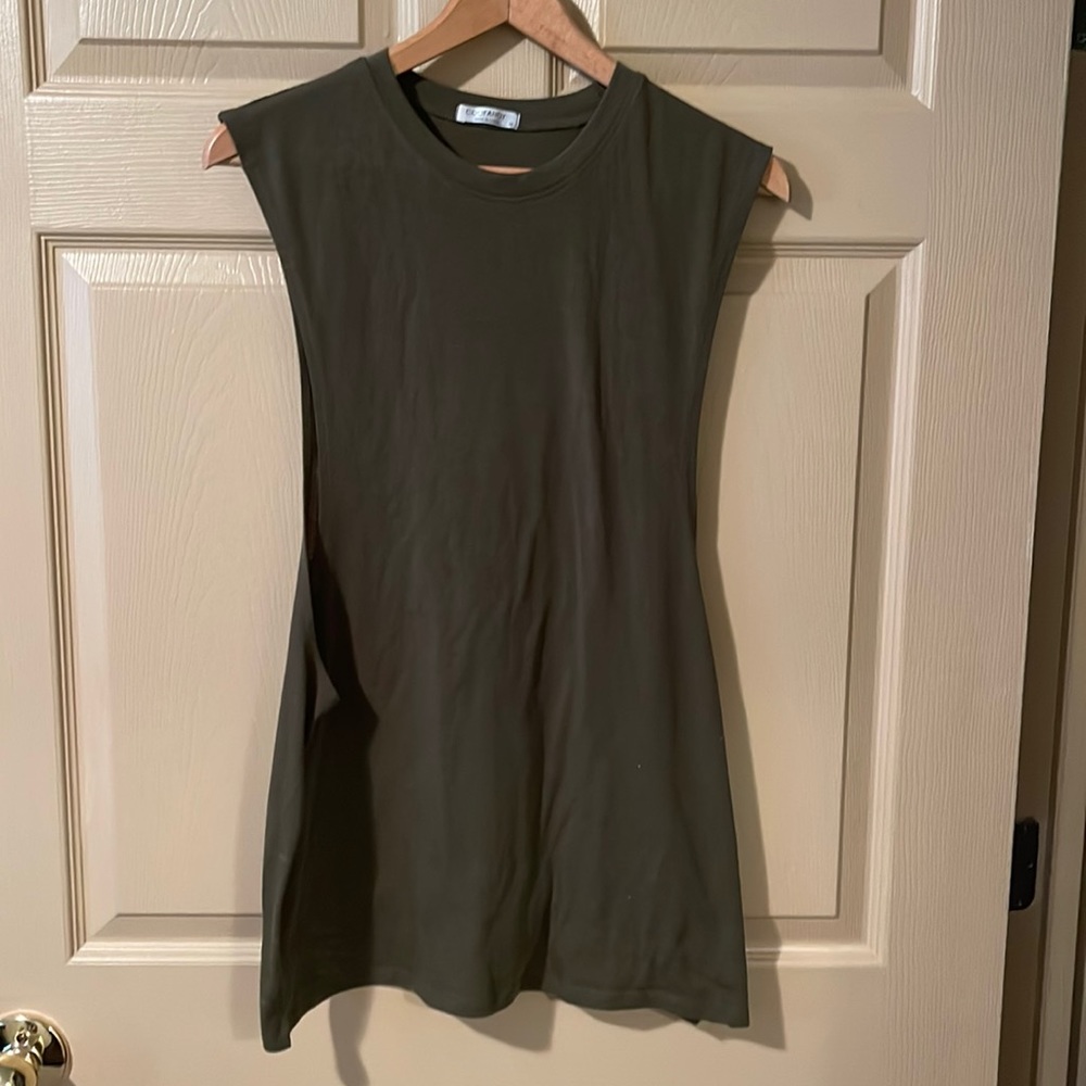 Coofandy Muscle Tank. Hunter Green.